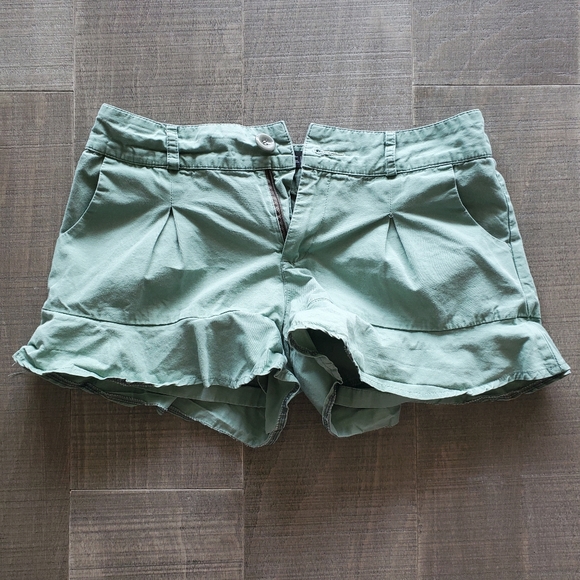 Ruffle Hem Paper Bag Front Zip Shorts - Picture 2 of 6